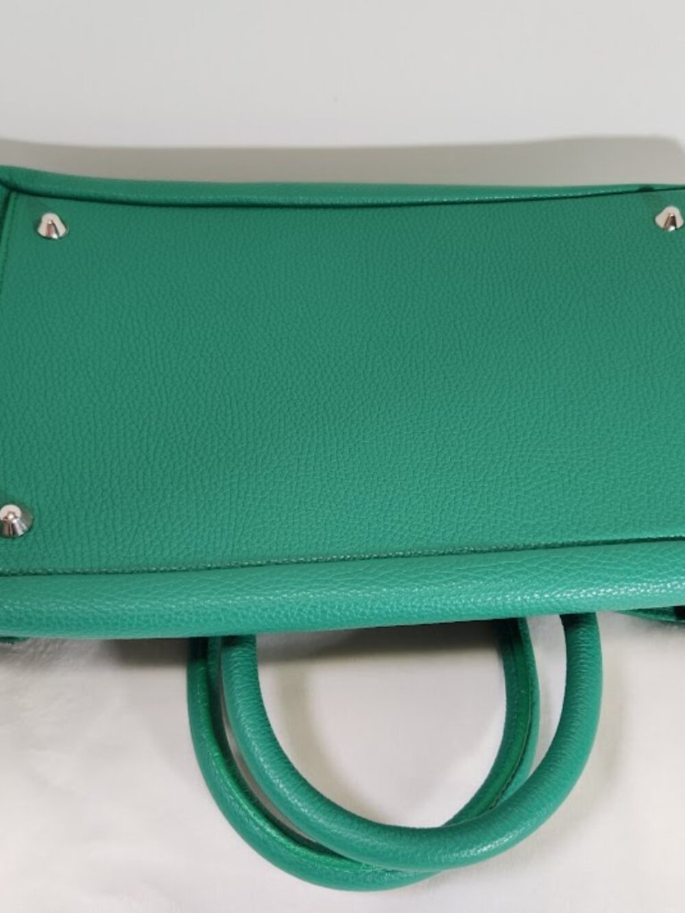 Mark & Graham Elisabetta slouchy tote Kelly Green Pebble leather with twill int - Picture 13 of 13